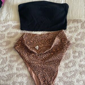 Used once Aerie cheeky bikini bottoms and band top